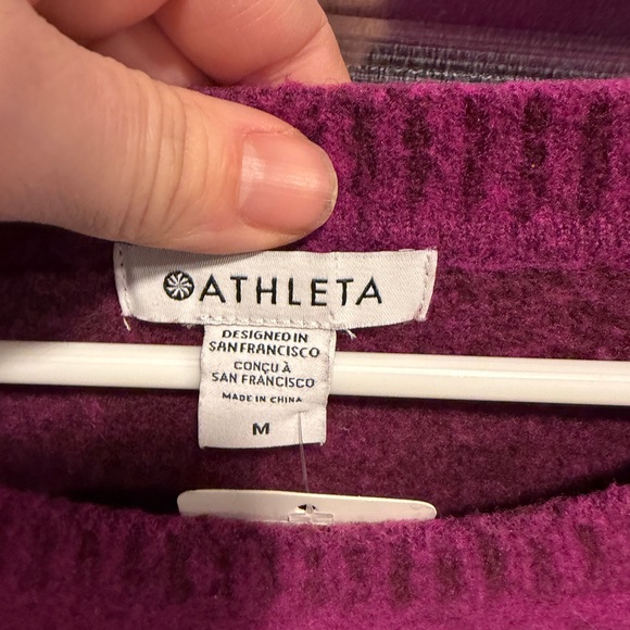 Athleta woman’s sweater size medium - Picture 2 of 3